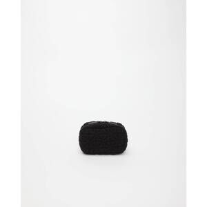 NEW VEE COLLECTIVE women's belt bag in black sherpa